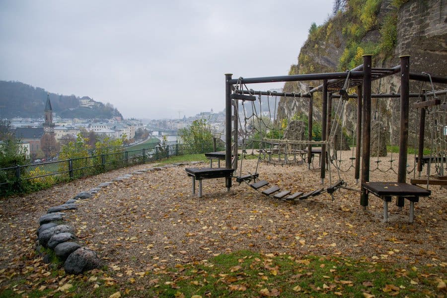 Spielplatz-mit-Aussicht-Salzburg